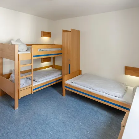 Freiburg Hostal *